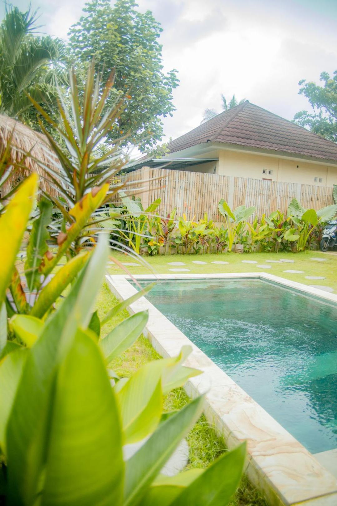 ホテル Masaya Retreat Lombok Kuta  エクステリア 写真